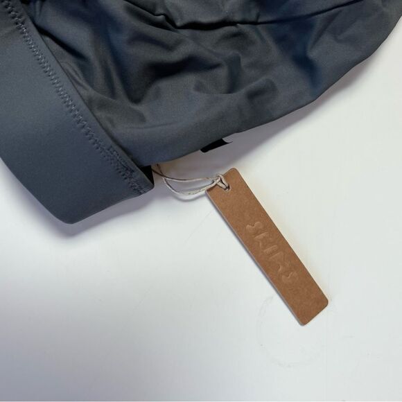 Sold Out Blogger Favorite Limited Edition Skims Gunmetal Plunge Bikini Top NWT - Picture 4 of 7